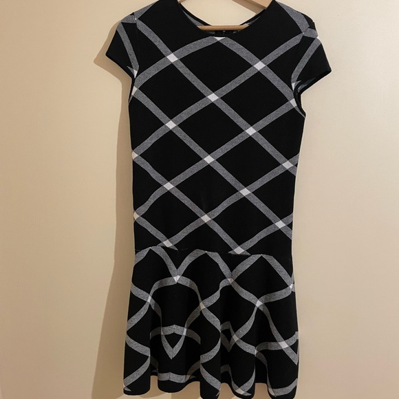 Alice Olivia Diagonal Plaid Drop Waist Dress by Tristan - black corporate - Picture 2 of 11